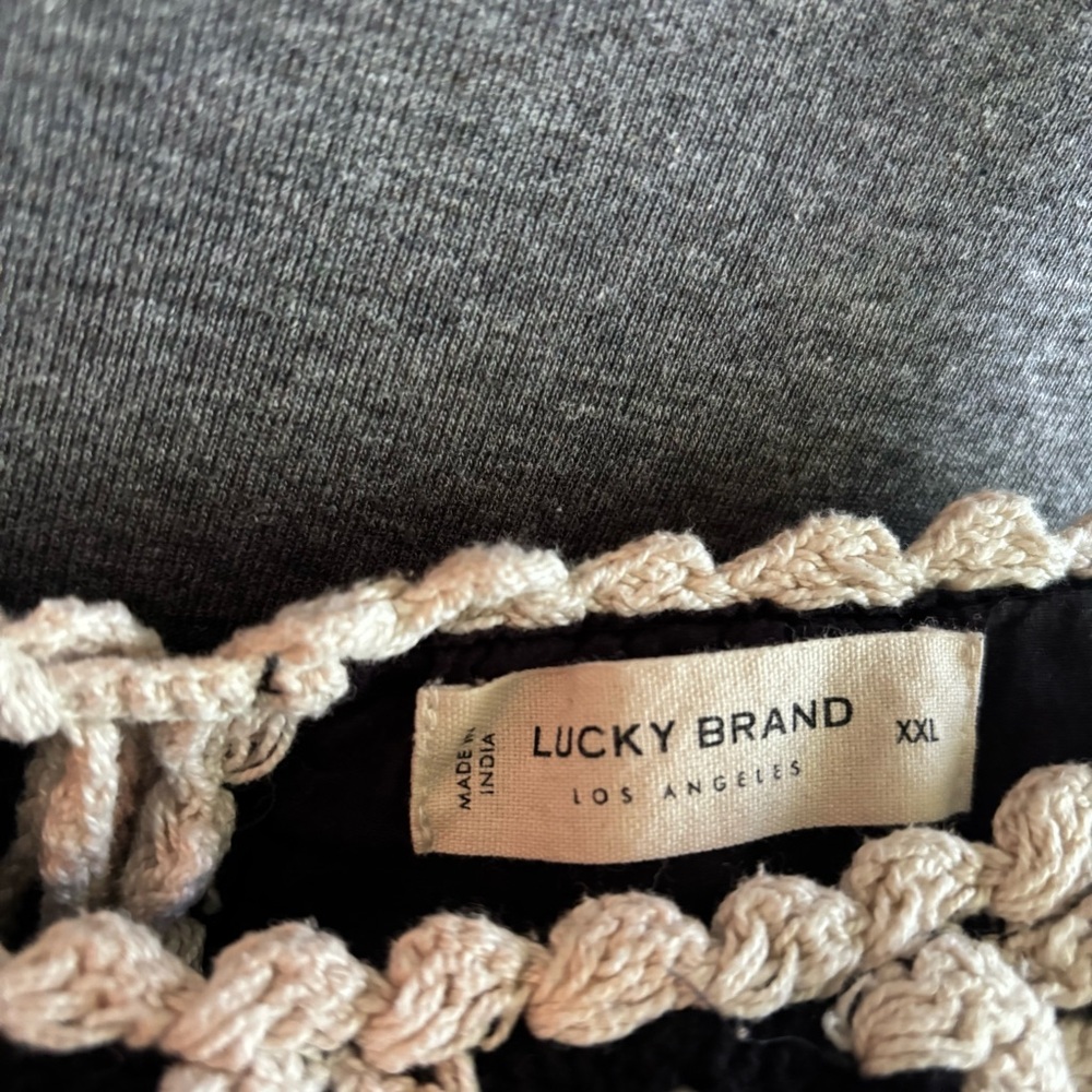 Women’s Lucky Brand Crochet Crop Top / Tank Top Size XXL, With Adjustable Straps - Picture 3 of 6